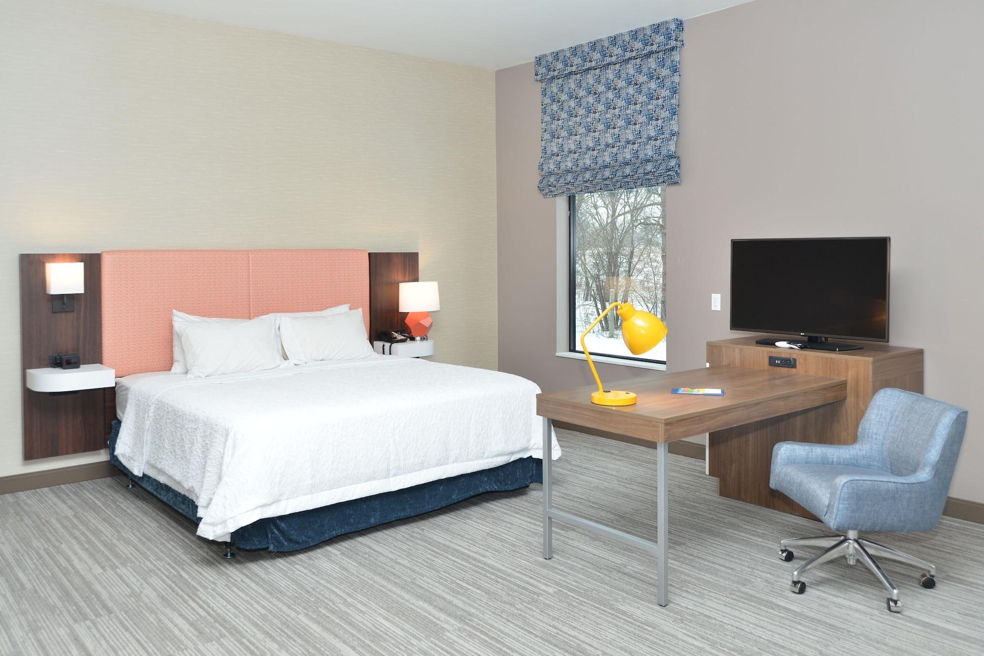 Hampton Inn & Suites Menomonie-Uw Stout Экстерьер фото