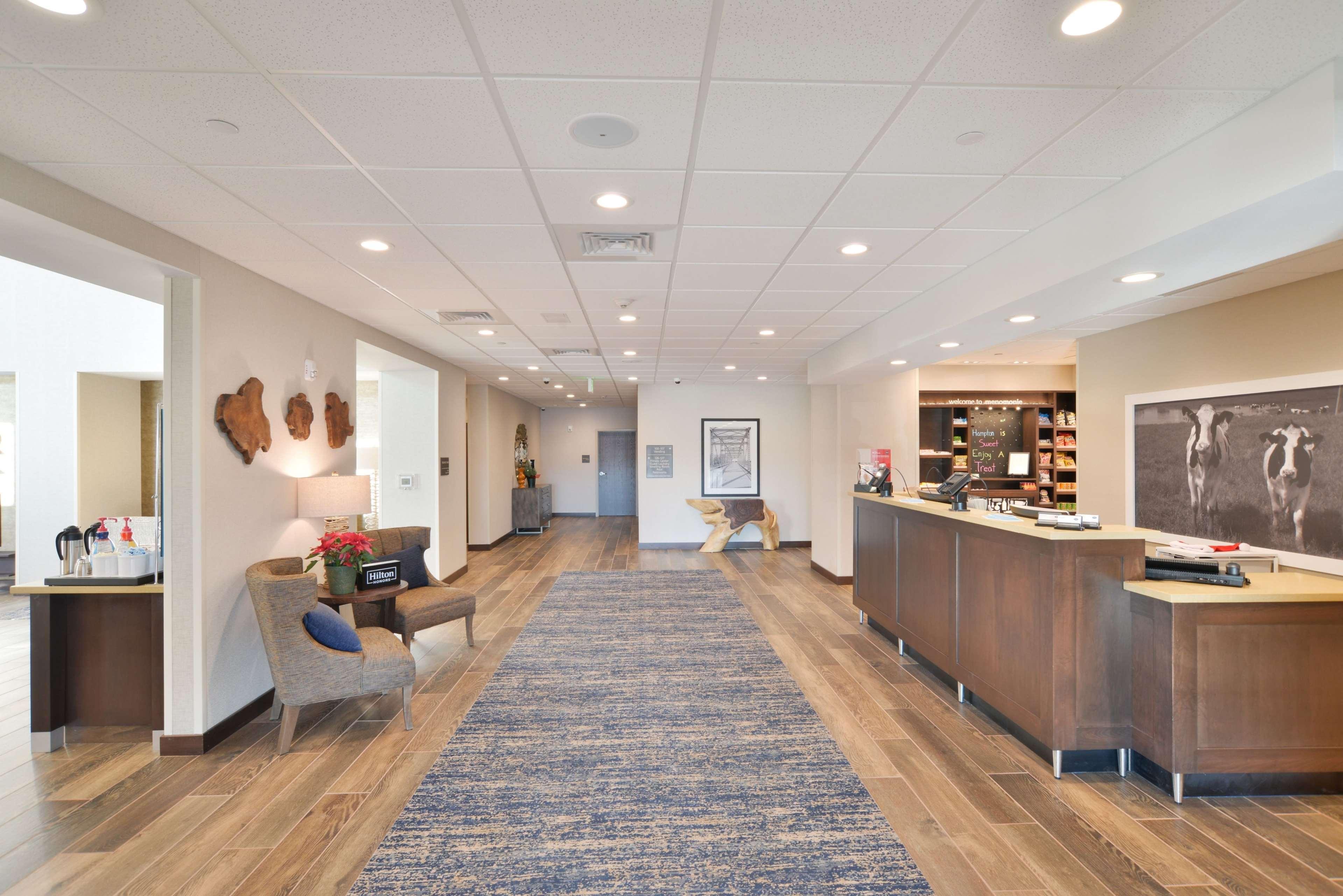 Hampton Inn & Suites Menomonie-Uw Stout Экстерьер фото