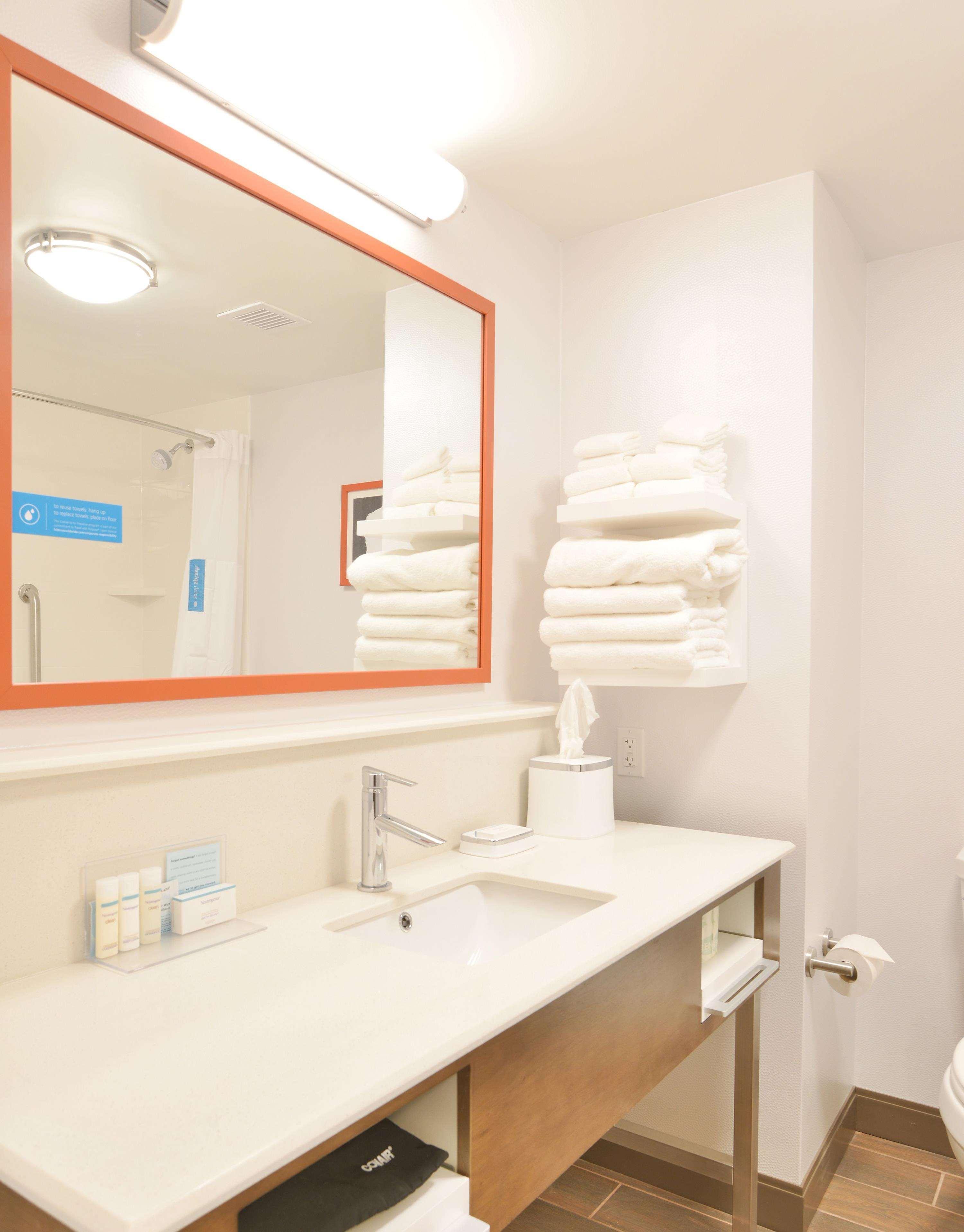 Hampton Inn & Suites Menomonie-Uw Stout Экстерьер фото