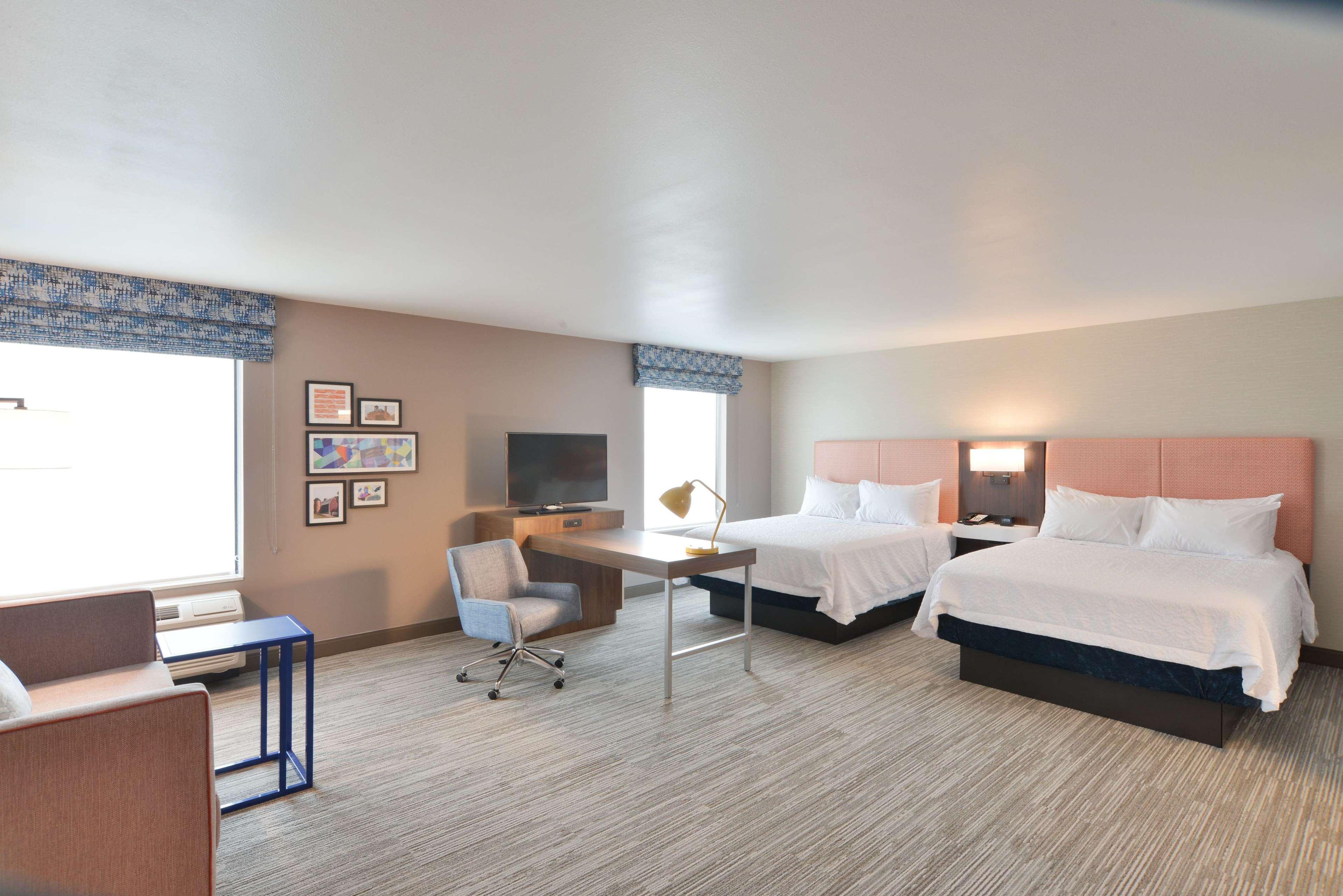 Hampton Inn & Suites Menomonie-Uw Stout Экстерьер фото