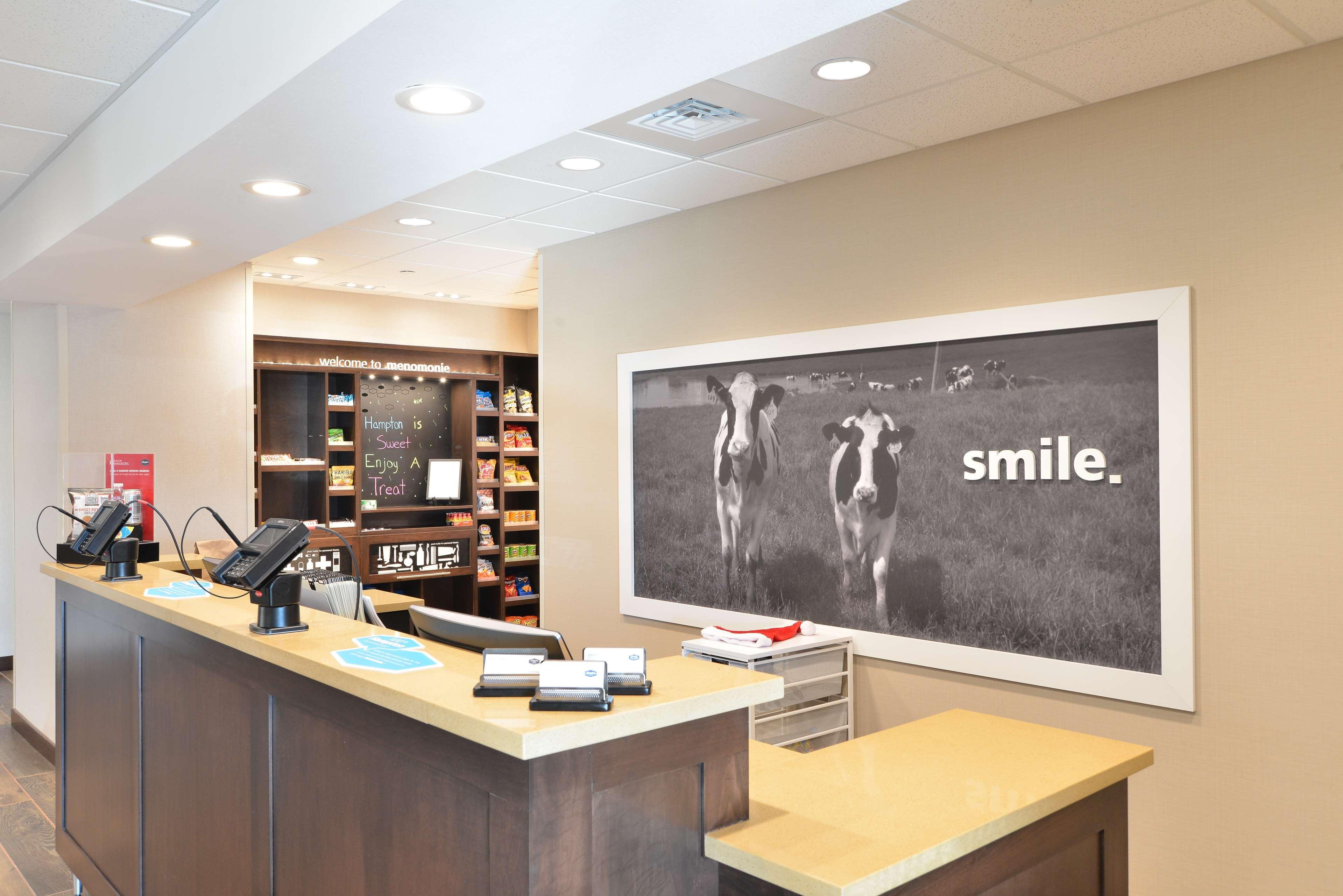 Hampton Inn & Suites Menomonie-Uw Stout Экстерьер фото