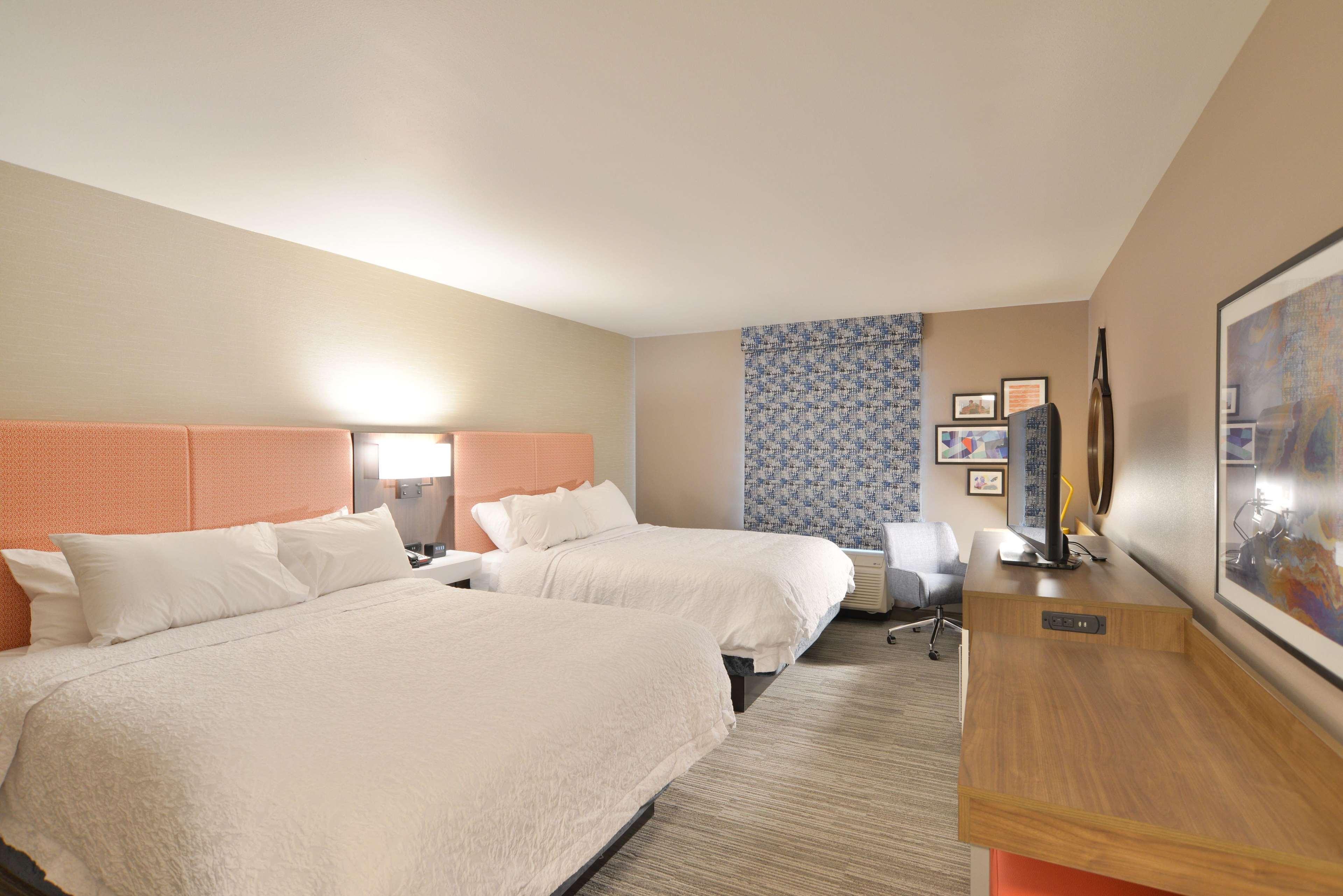 Hampton Inn & Suites Menomonie-Uw Stout Экстерьер фото