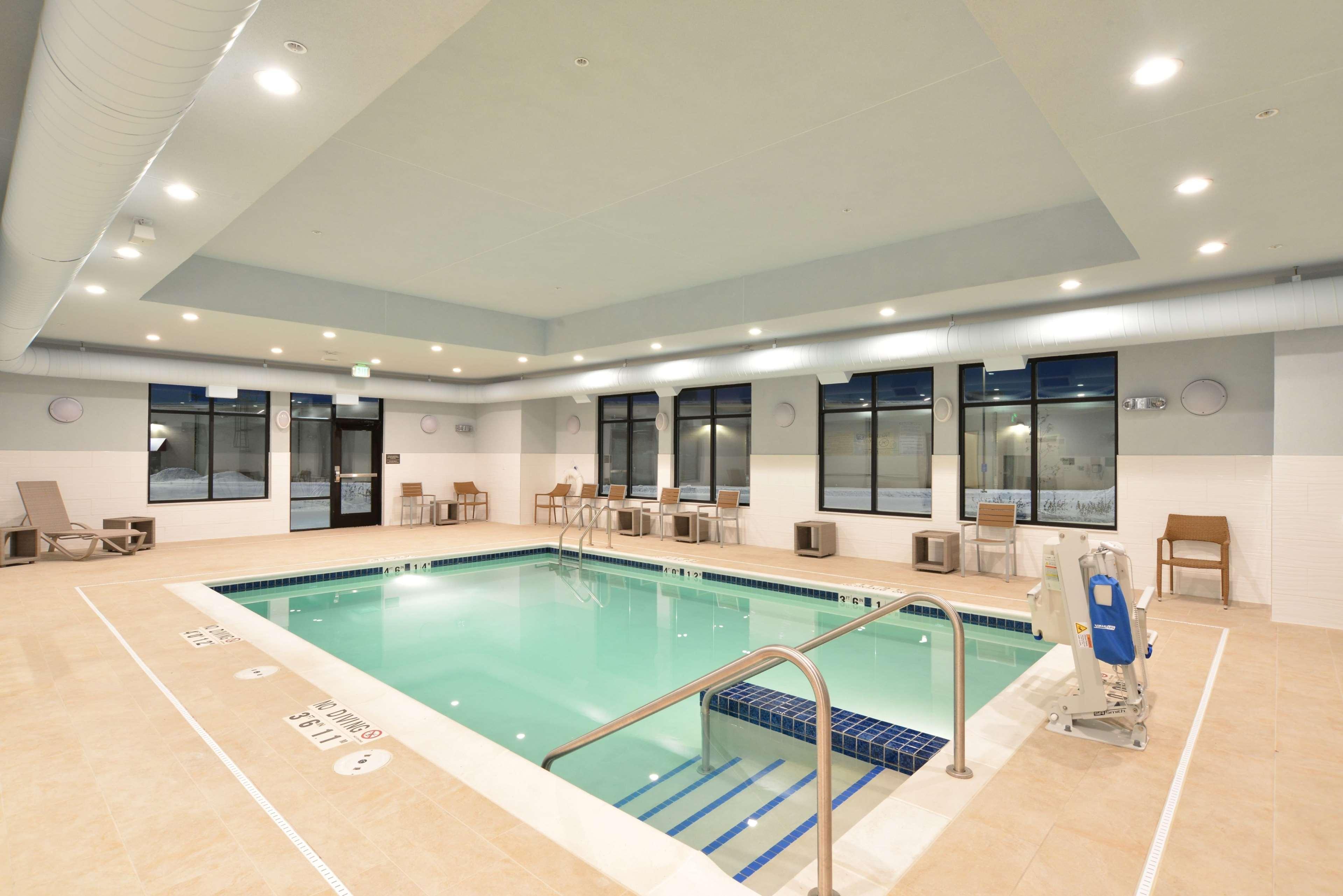 Hampton Inn & Suites Menomonie-Uw Stout Экстерьер фото