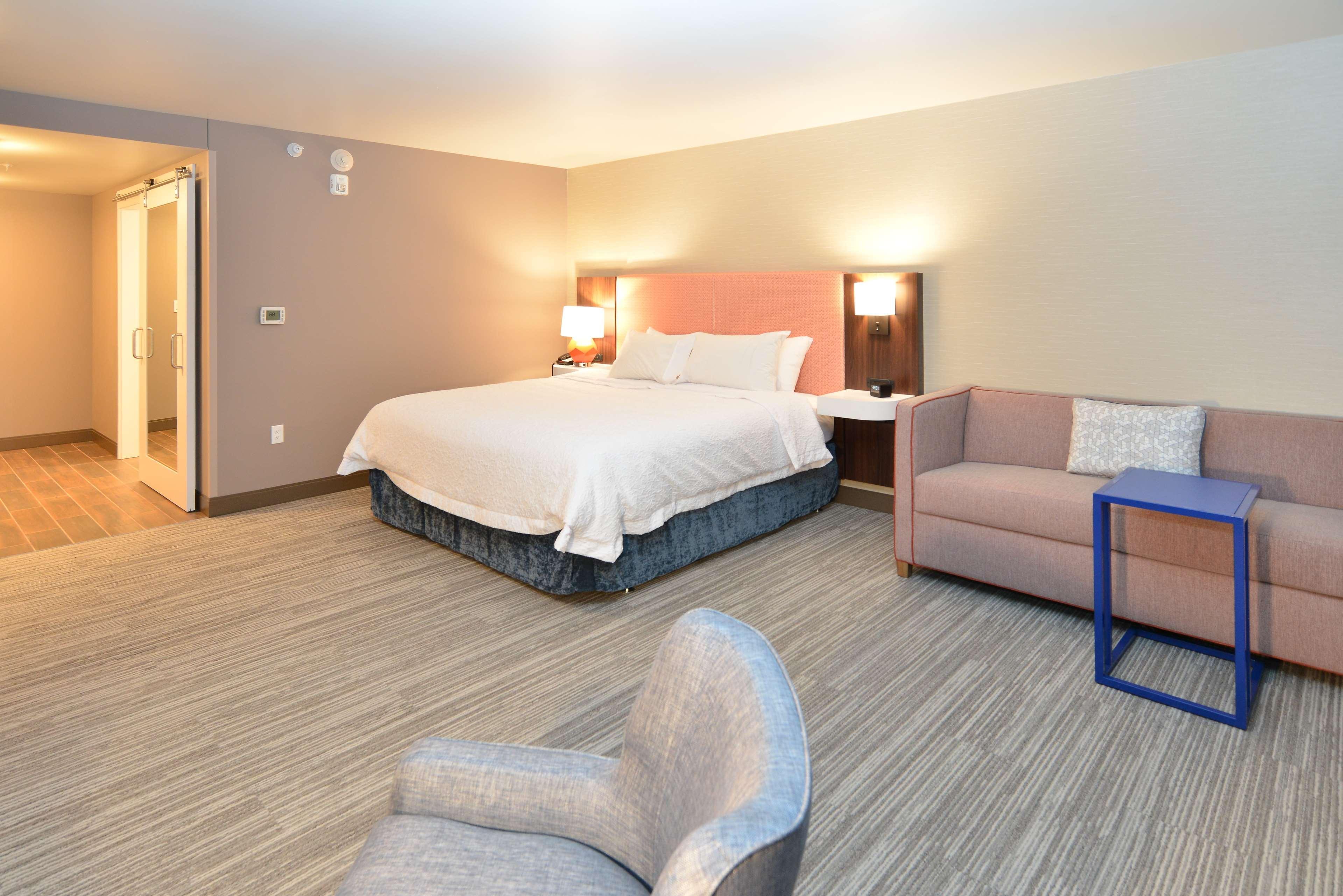 Hampton Inn & Suites Menomonie-Uw Stout Экстерьер фото