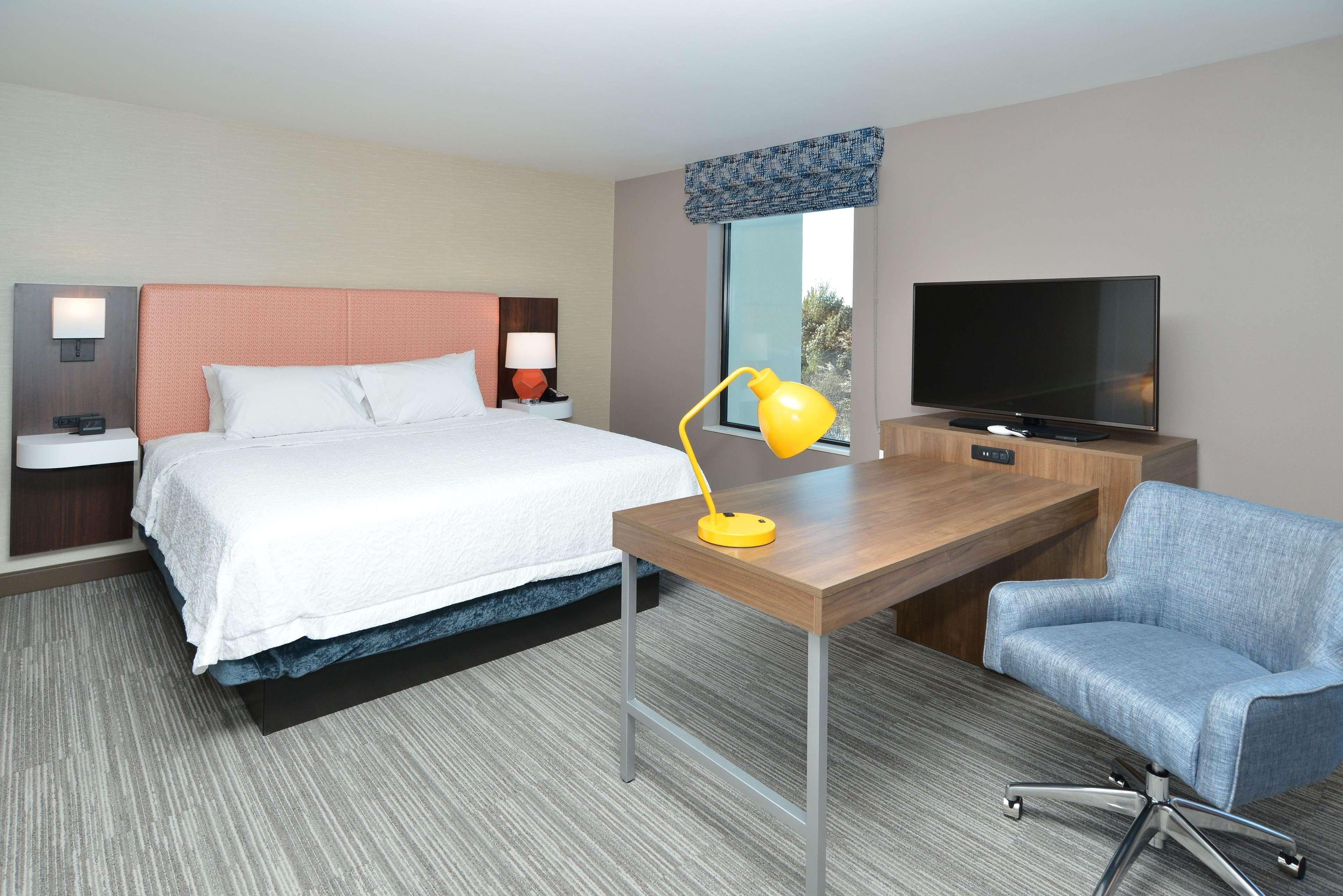 Hampton Inn & Suites Menomonie-Uw Stout Экстерьер фото