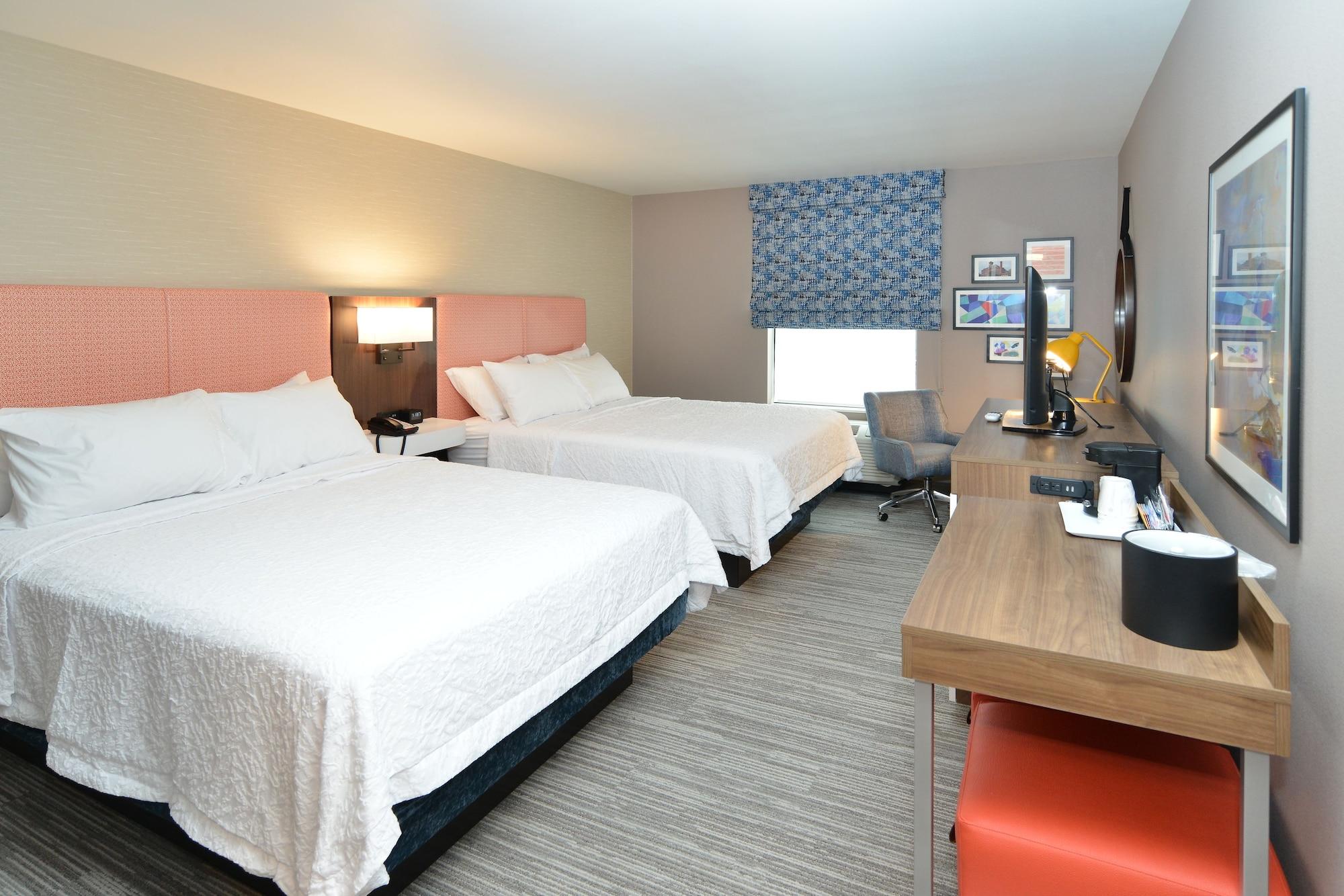 Hampton Inn & Suites Menomonie-Uw Stout Экстерьер фото