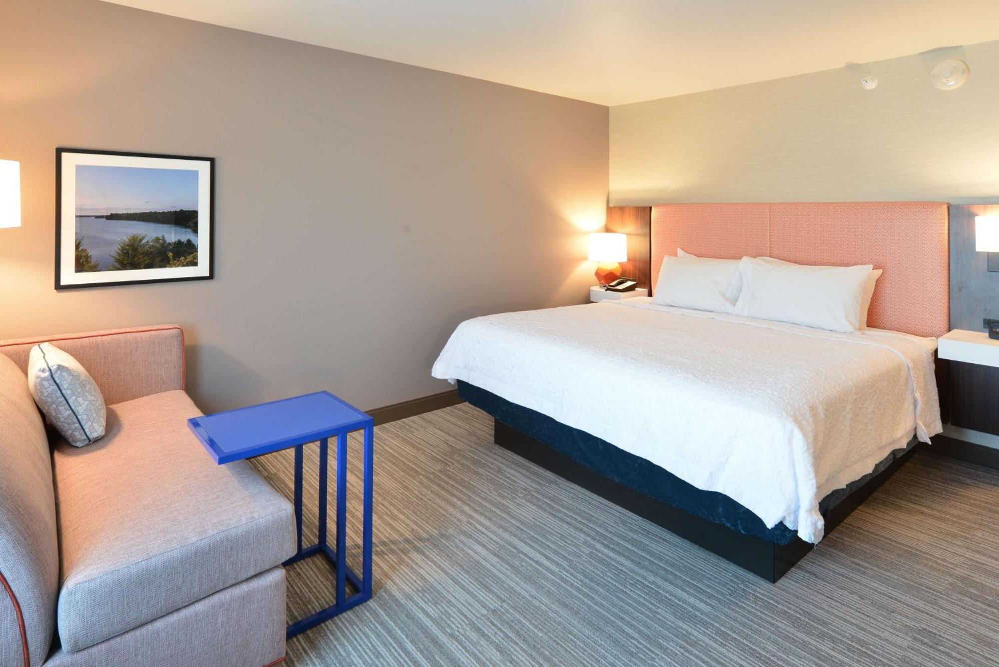 Hampton Inn & Suites Menomonie-Uw Stout Экстерьер фото